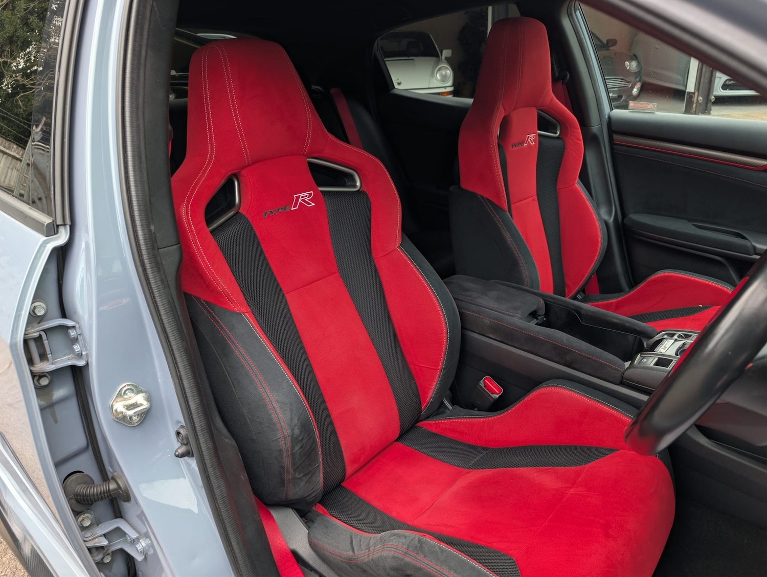 Used Honda Civic 2017 for sale - 77927772: Photo 14