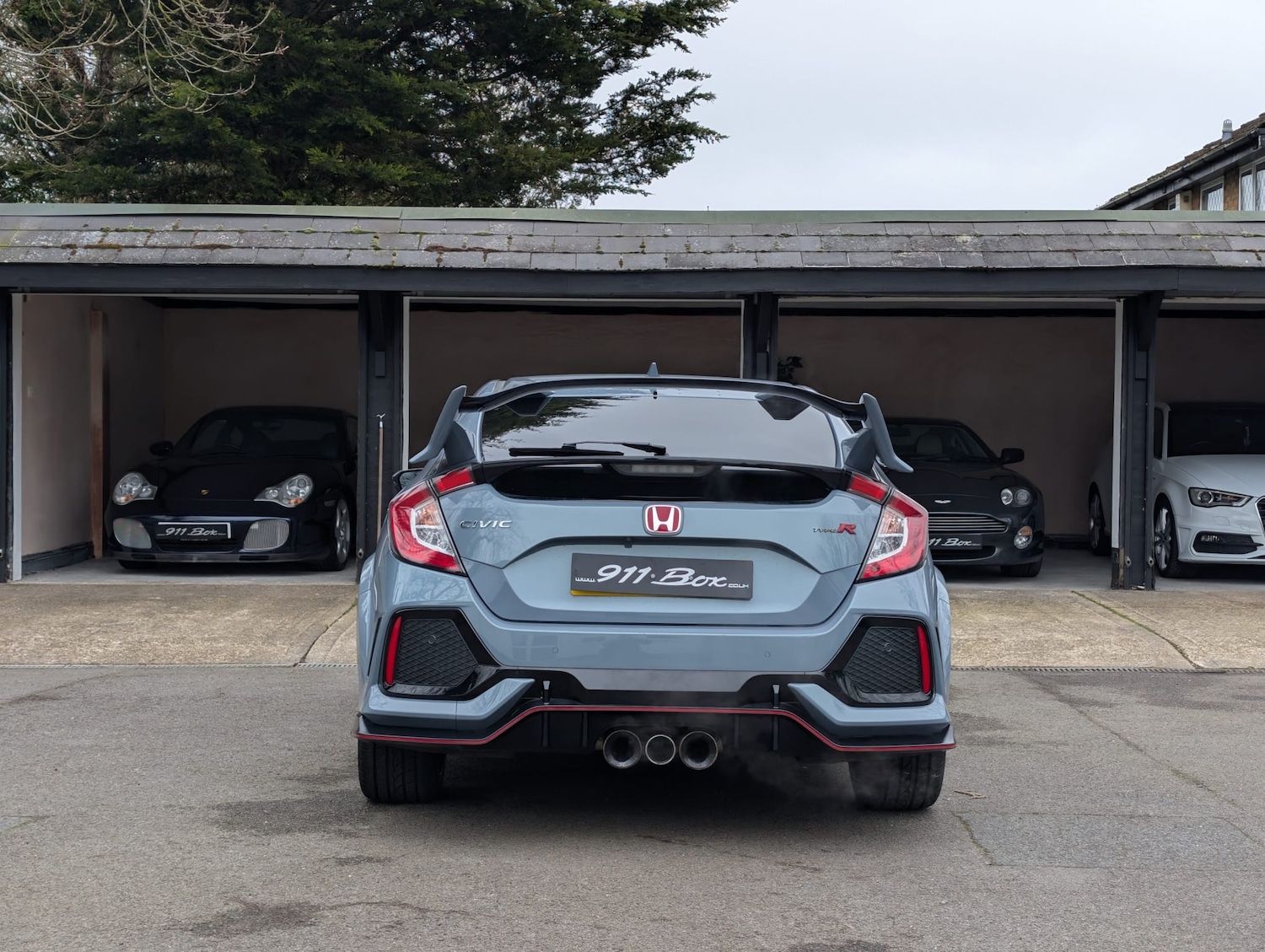 Used Honda Civic 2017 for sale - 77927772: Photo 4