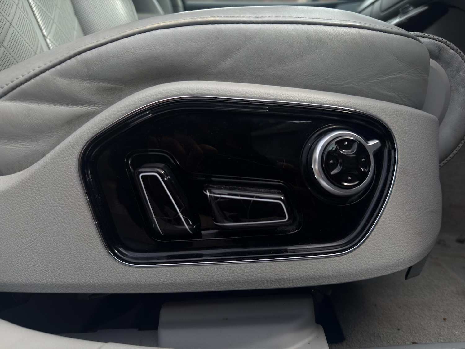 Used Audi A8 for sale - 78148631: Photo 18