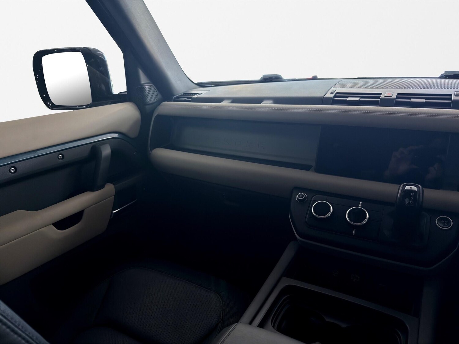 Used Land Rover Defender 110 2020 for sale - 77762499: Photo 10