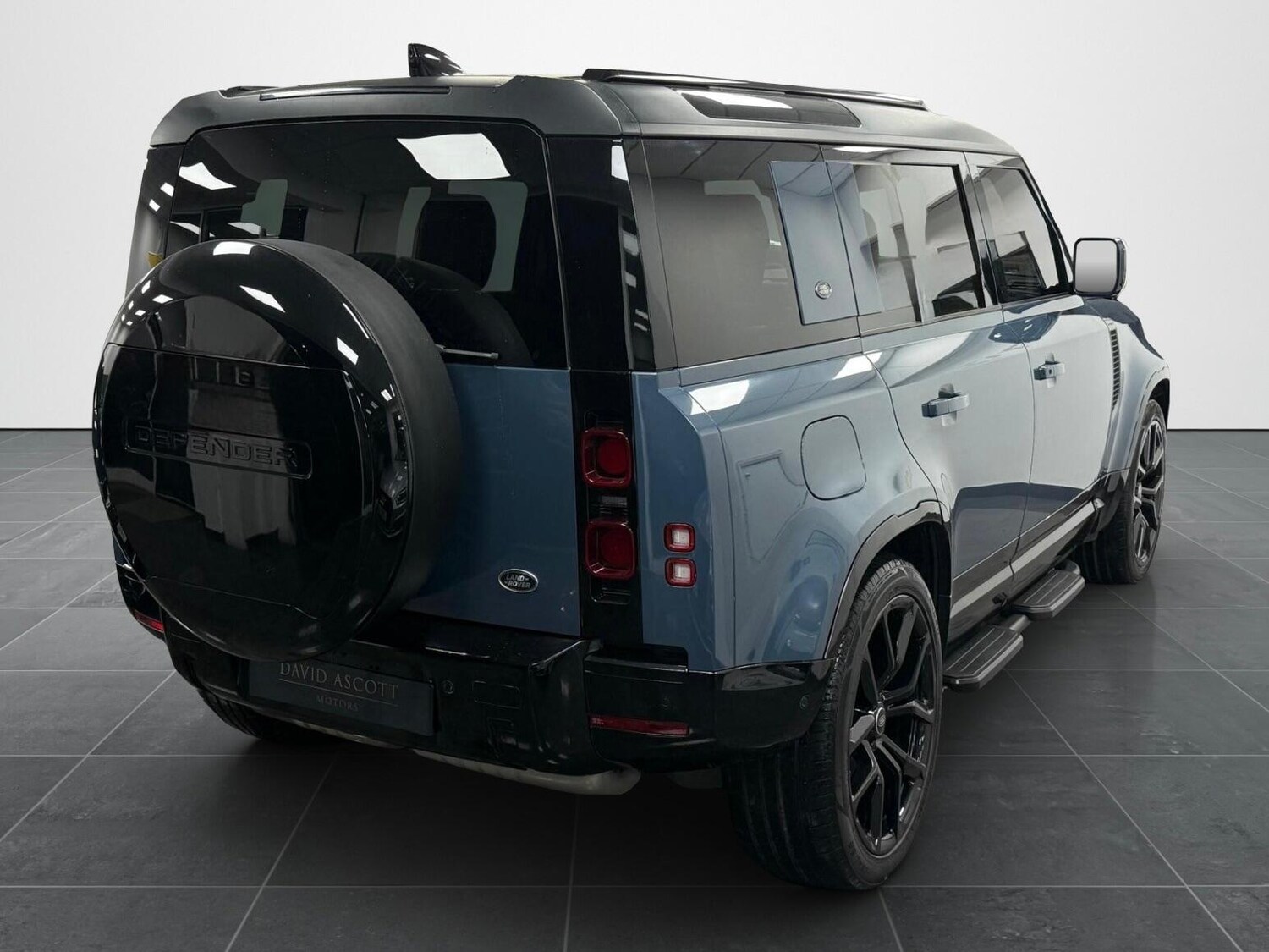 Used Land Rover Defender 110 2020 for sale - 77762499: Photo 6