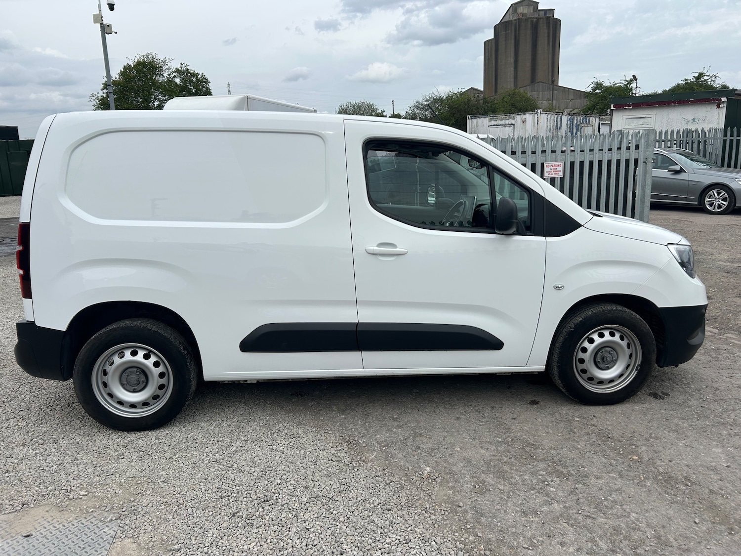 Used Vauxhall Combo 2022 for sale - 78182681: Photo 4