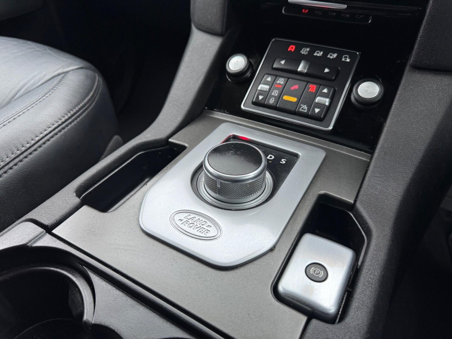 Used Land Rover Discovery 4 2012 for sale - 77927946: Photo 19