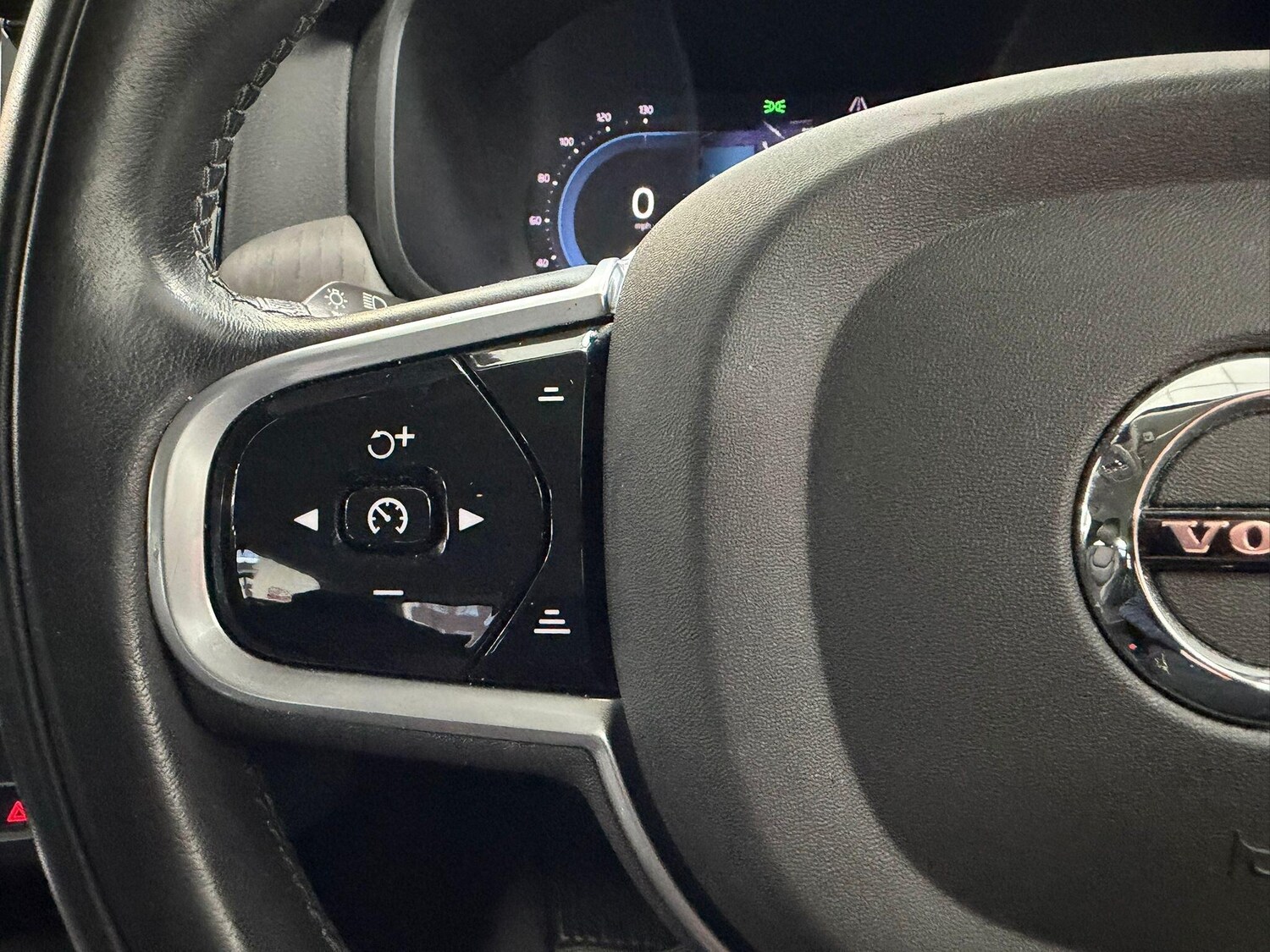 Used Volvo V90 2022 for sale - 77762488: Photo 14