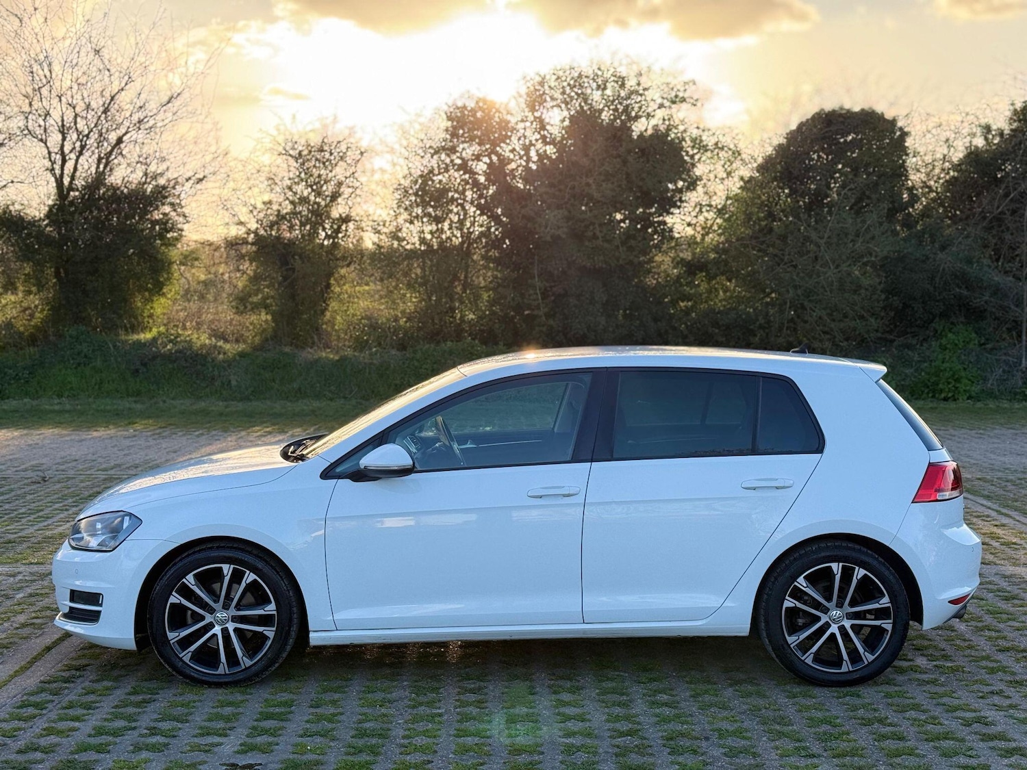 Used Volkswagen Golf 2016 for sale - 78069810: Photo 9