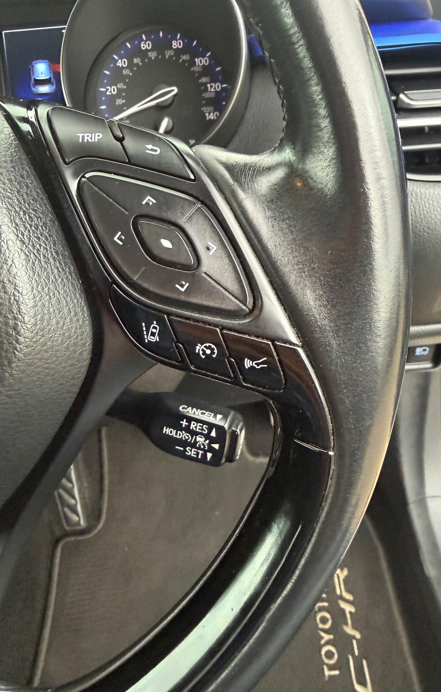 Used Toyota C-HR 2017 for sale - 78187374: Photo 12