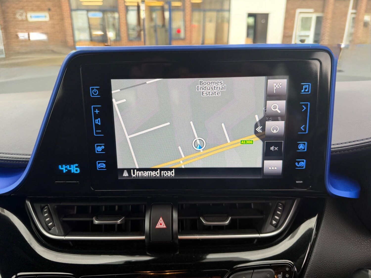 Used Toyota C-HR 2017 for sale - 78187374: Photo 13