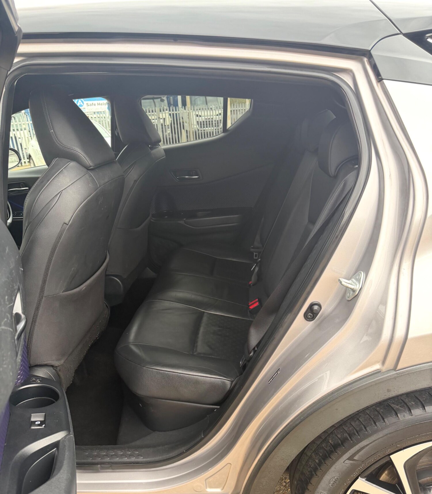 Used Toyota C-HR 2017 for sale - 78187374: Photo 23