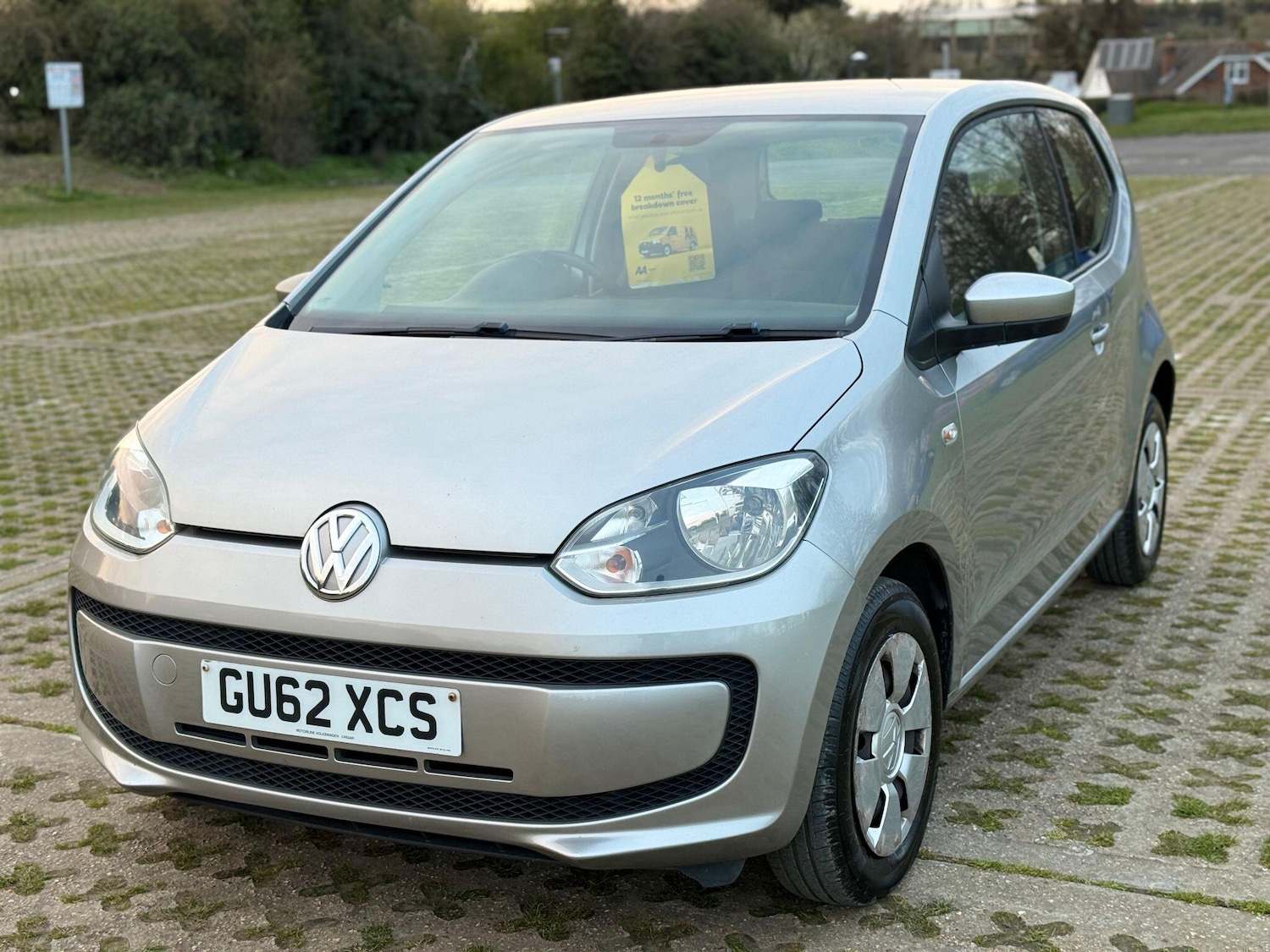 Used Volkswagen up! 2012 for sale - 78049899: Photo 2