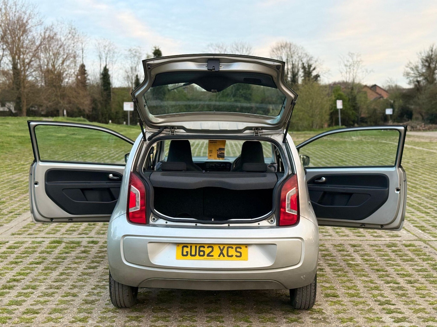 Used Volkswagen up! 2012 for sale - 78049899: Photo 24