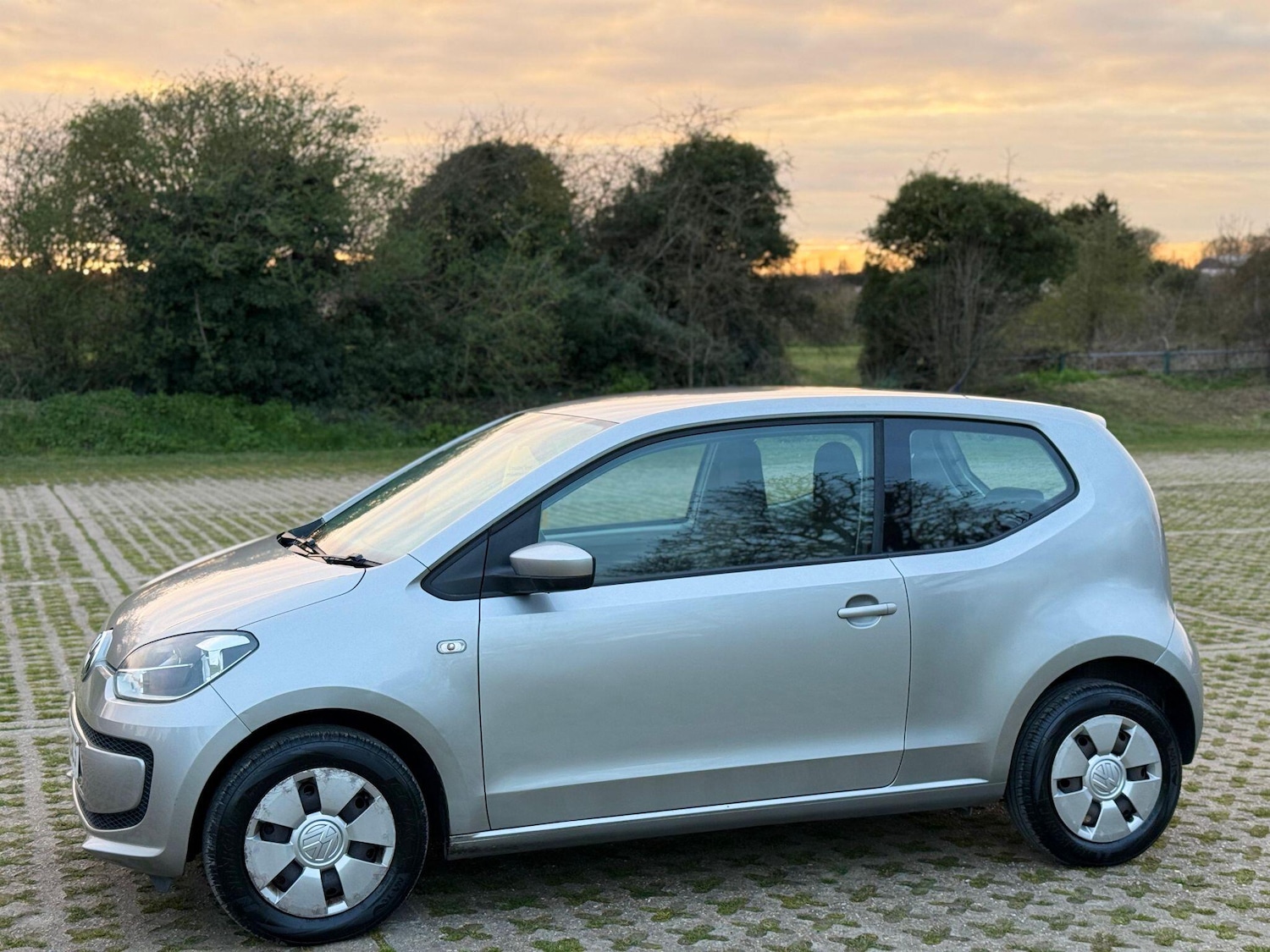 Used Volkswagen up! 2012 for sale - 78049899: Photo 6