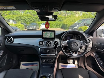 Used Mercedes-Benz GLA 2018 for sale - 79077963: Photo