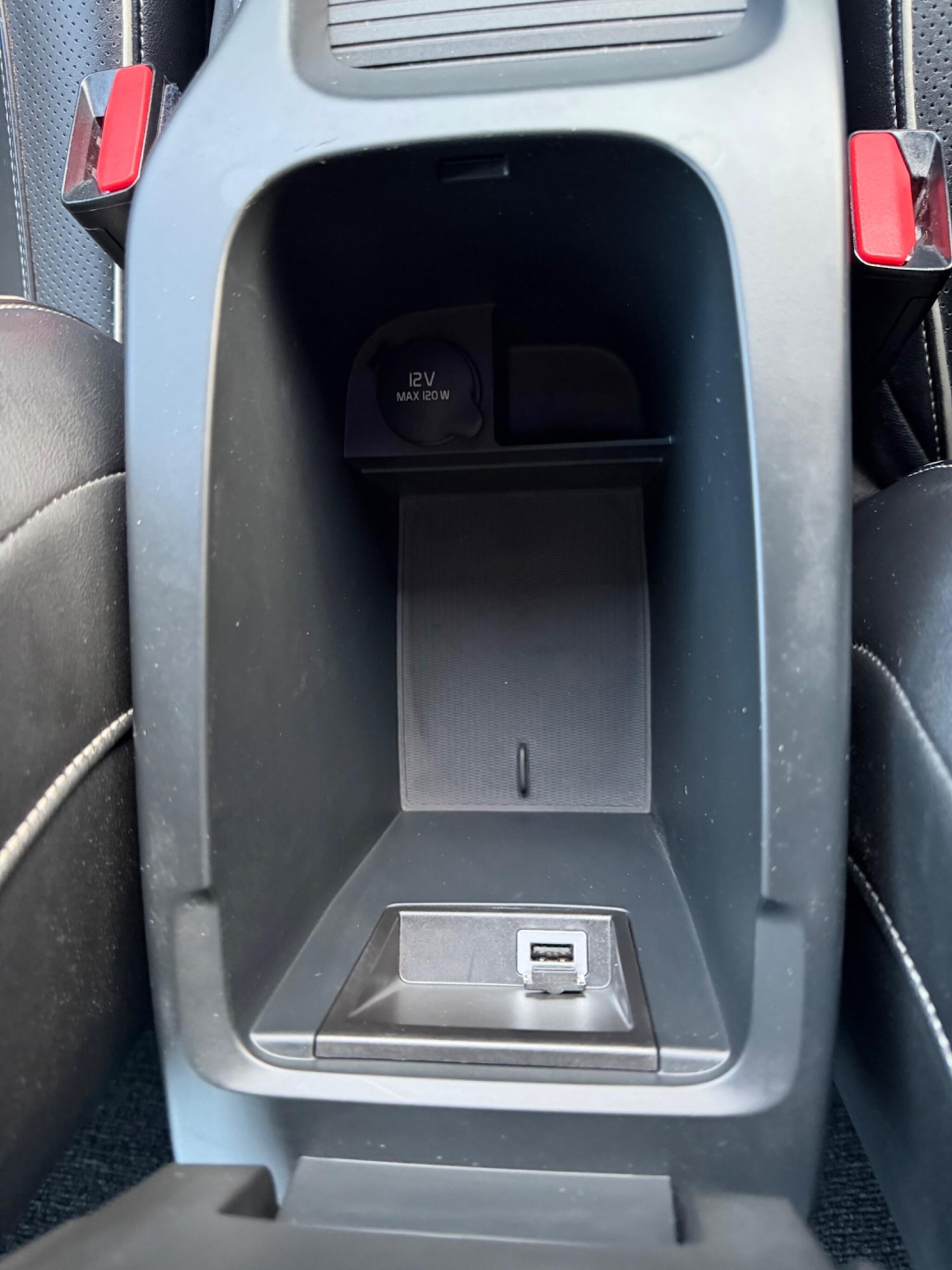 Used Volvo V40 2015 for sale - 78001947: Photo 21