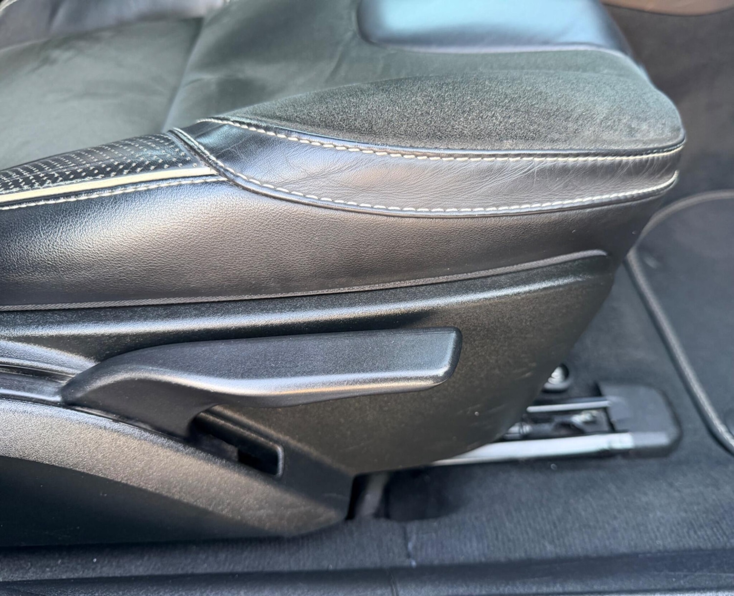 Used Volvo V40 2015 for sale - 78001947: Photo 3