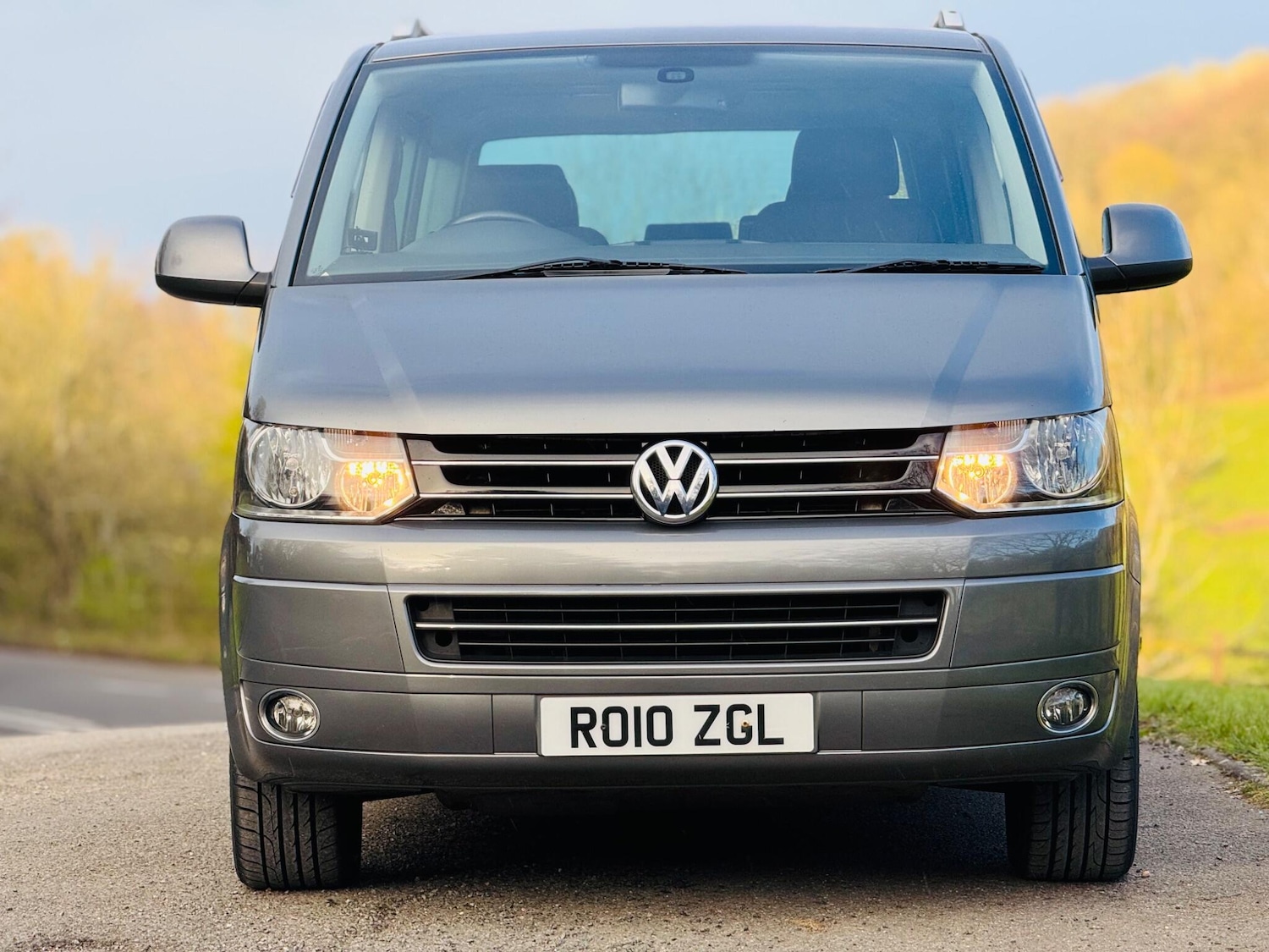 Used Volkswagen Caravelle 2010 for sale - 78059933: Photo 2