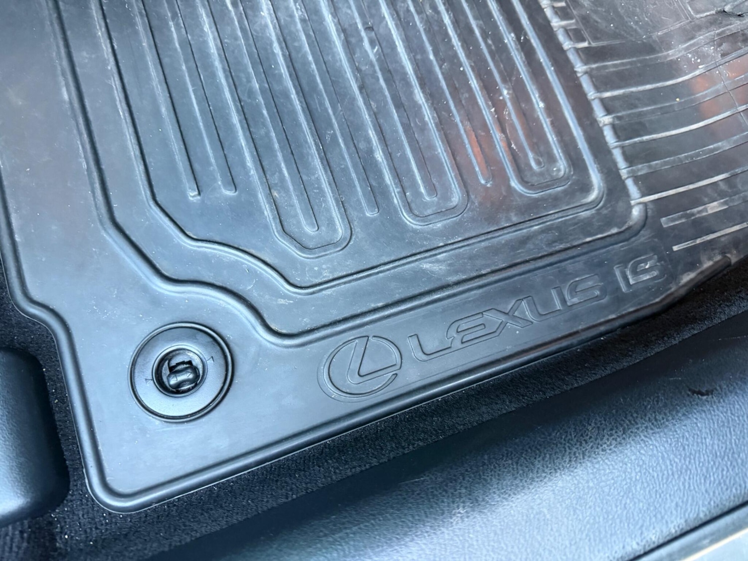 Used Lexus IS 2017 for sale - 78002035: Photo 25