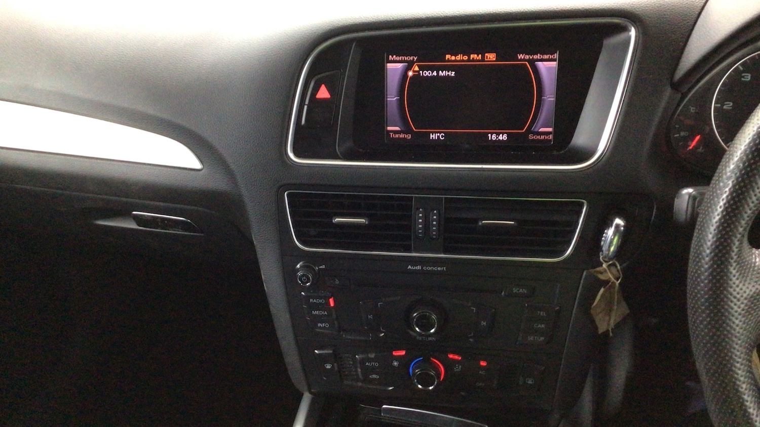 Used Audi Q5 2012 for sale - 77942351: Photo 9