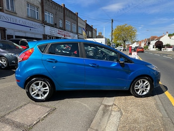 Used Ford Fiesta 2015 for sale - 78553992: Photo