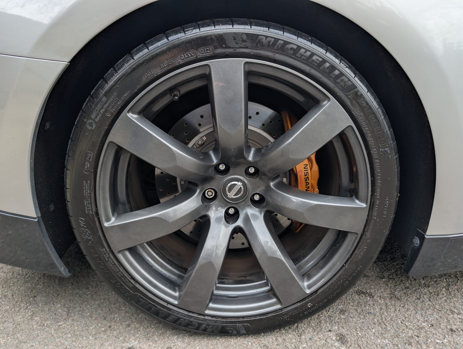 Used Nissan GT-R 2010 for sale - 78134874: Photo 11