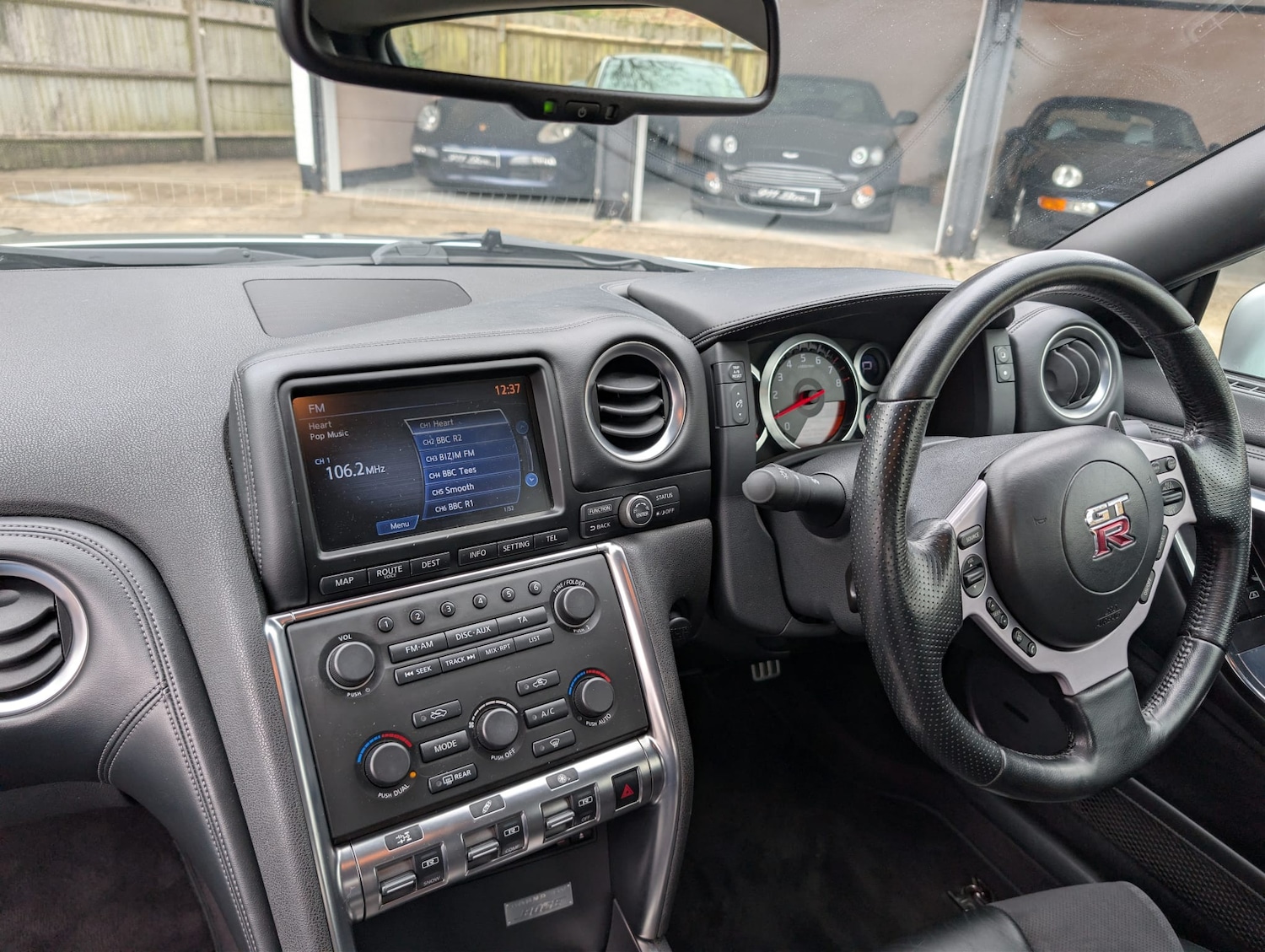 Used Nissan GT-R 2010 for sale - 78134874: Photo 16