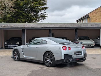 Used Nissan GT-R 2010 for sale - 78134874: Photo