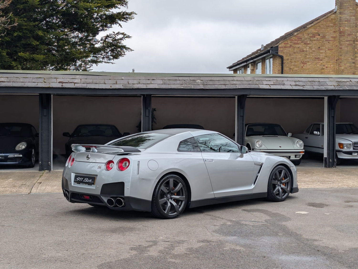 Used Nissan GT-R 2010 for sale - 78134874: Photo 5