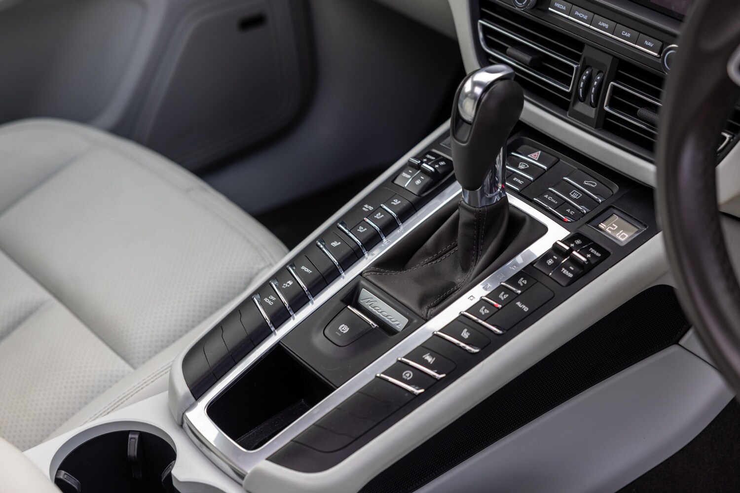 Used Porsche Macan 2019 for sale - 77927669: Photo 14