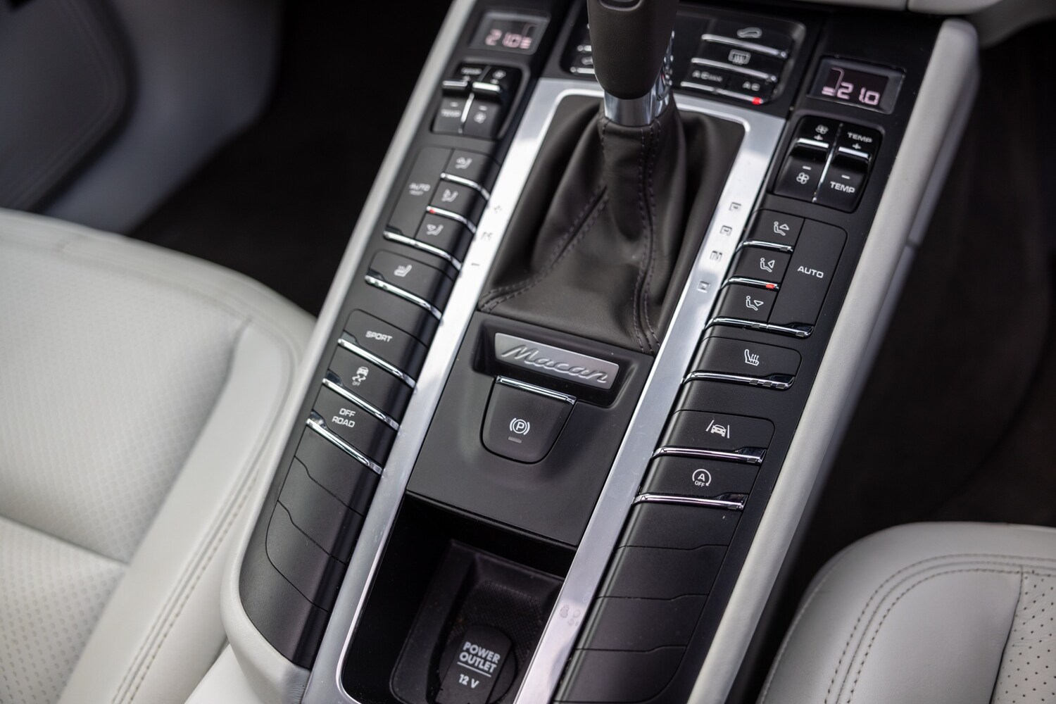 Used Porsche Macan 2019 for sale - 77927669: Photo 17