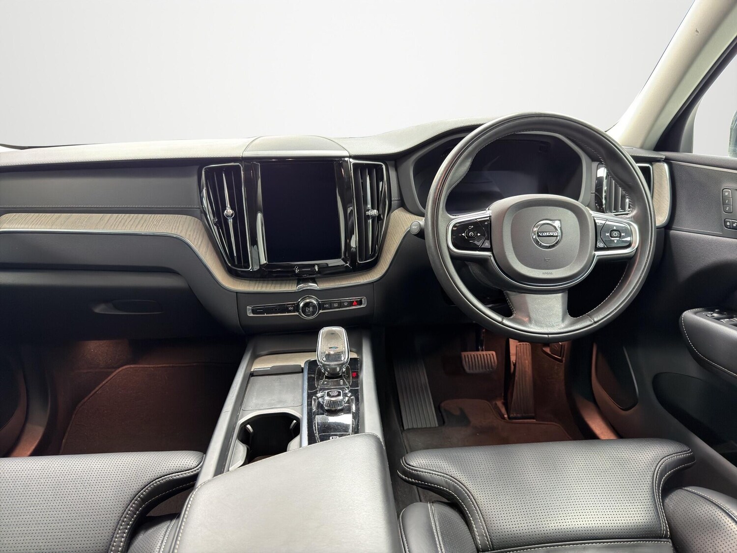 Used Volvo XC60 2021 for sale - 77762478: Photo 10