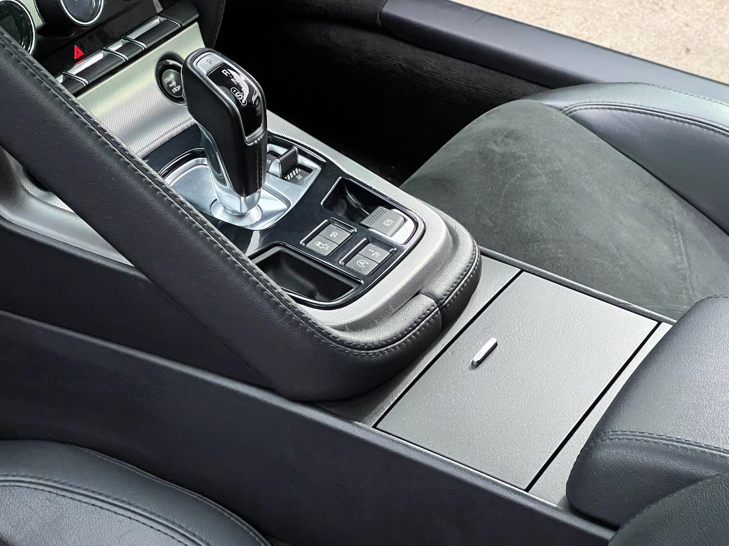 Used Jaguar F-Type for sale - 78029212: Photo 21