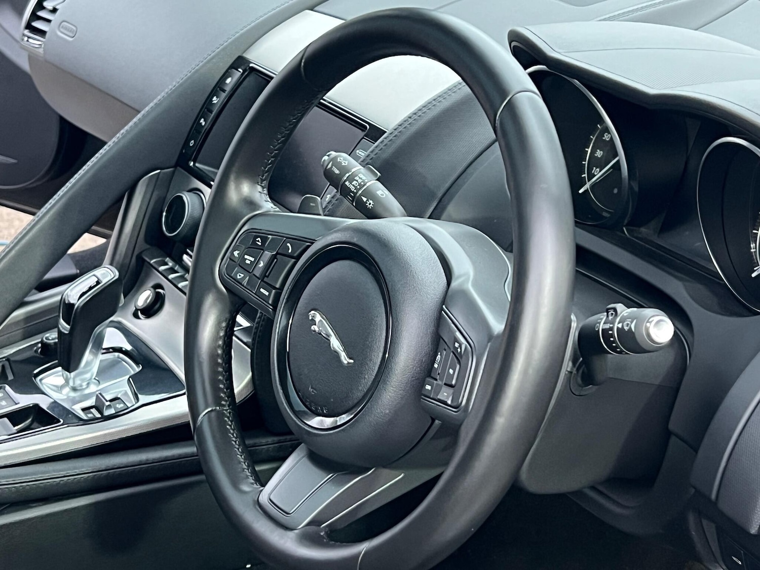 Used Jaguar F-Type for sale - 78029212: Photo 3