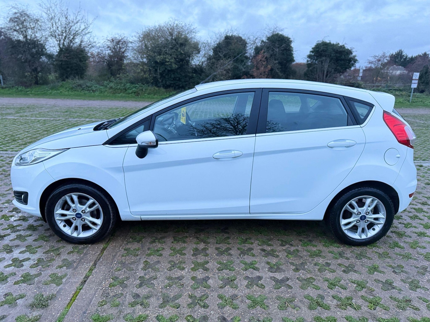 Used Ford Fiesta 2017 for sale - 78029152: Photo 8