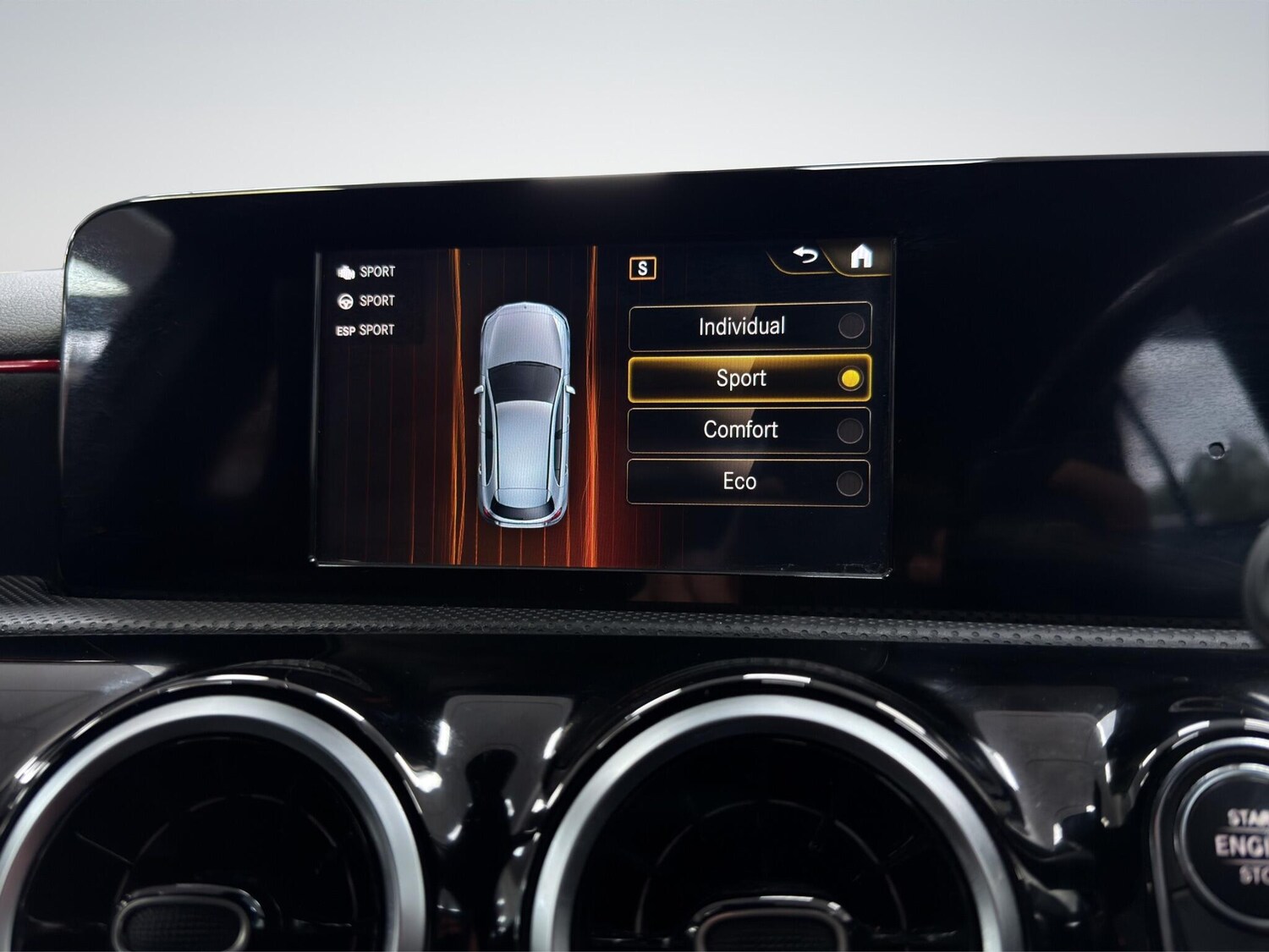 Used Mercedes-Benz A-Class 2018 for sale - 78145796: Photo 19