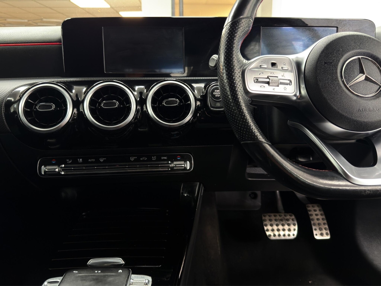 Used Mercedes-Benz A-Class 2018 for sale - 78145796: Photo 9