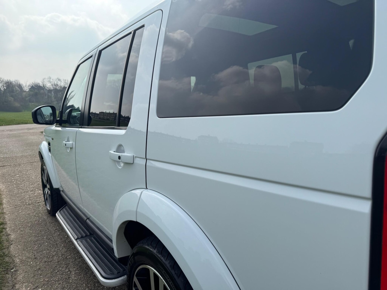 Used Land Rover Discovery 4 2014 for sale - 77995189: Photo 12