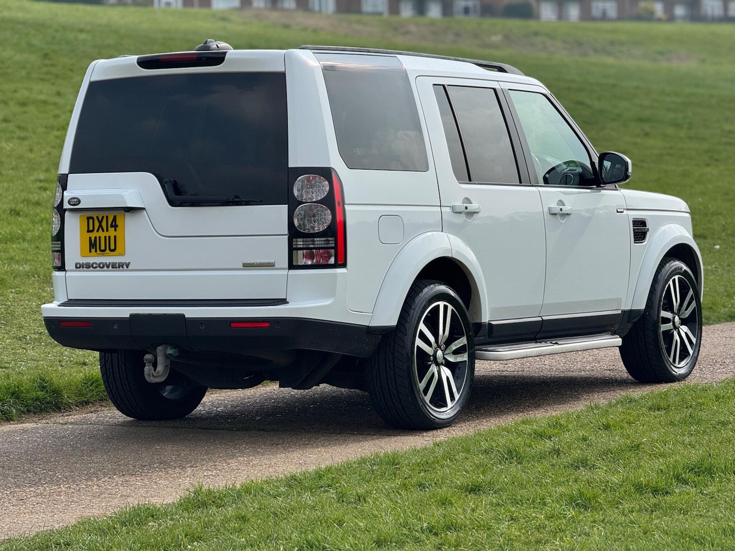 Used Land Rover Discovery 4 2014 for sale - 77995189: Photo 16