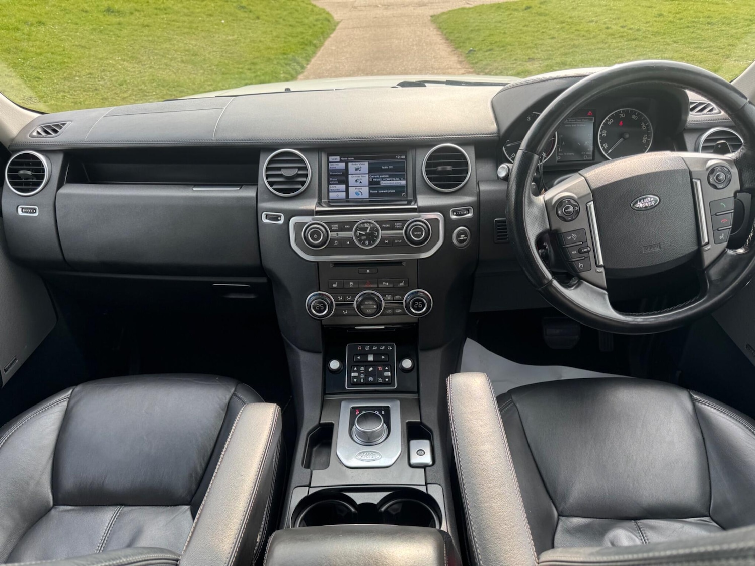 Used Land Rover Discovery 4 2014 for sale - 77995189: Photo 19