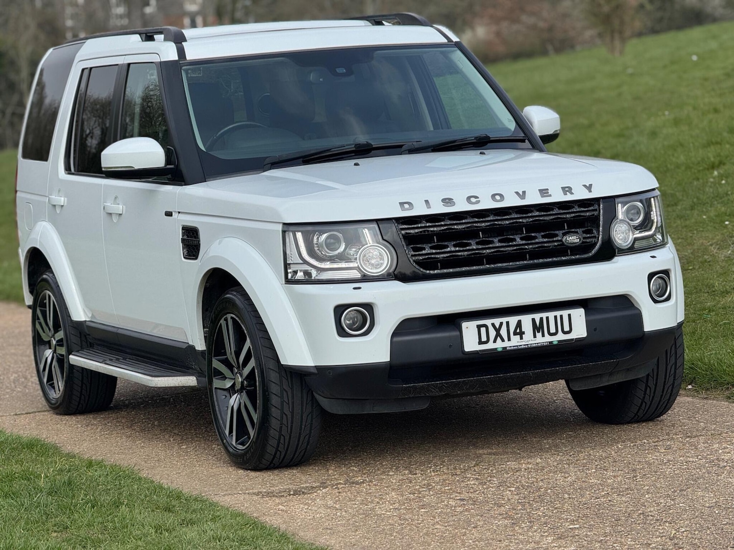 Used Land Rover Discovery 4 2014 for sale - 77995189: Photo 8