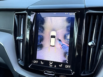 Used Volvo XC60 2018 for sale - 79077949: Photo