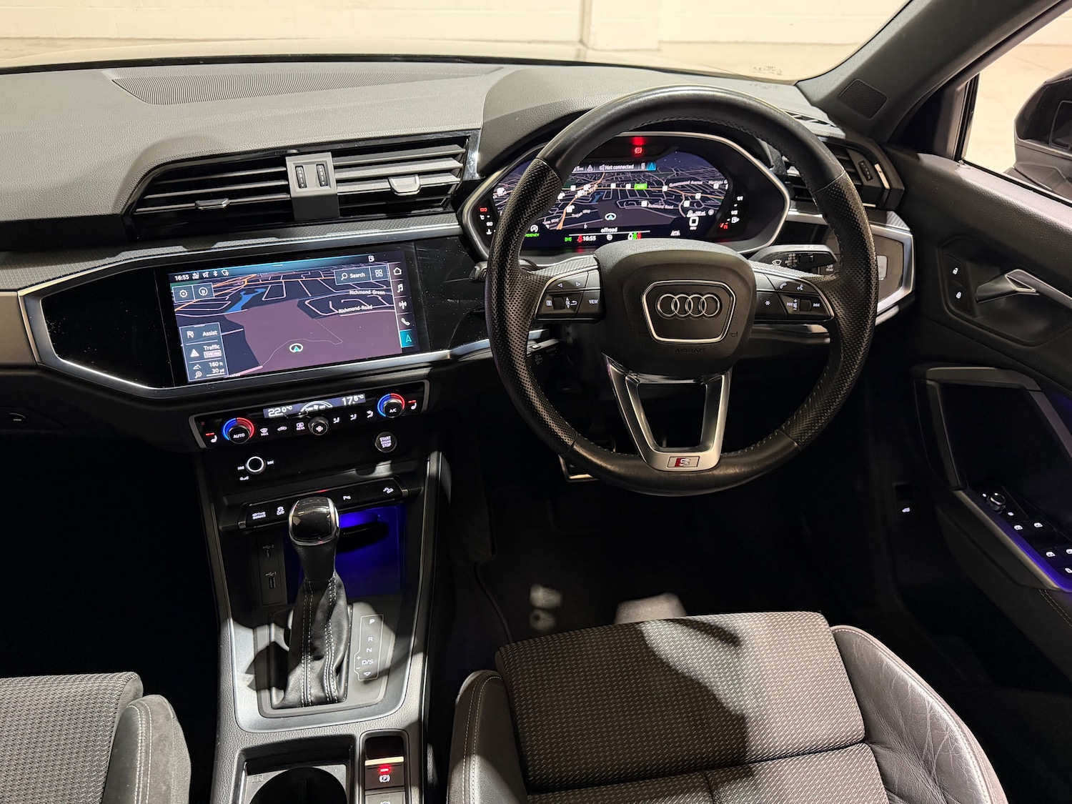 Used Audi Q3 2020 for sale - 78129075: Photo 17