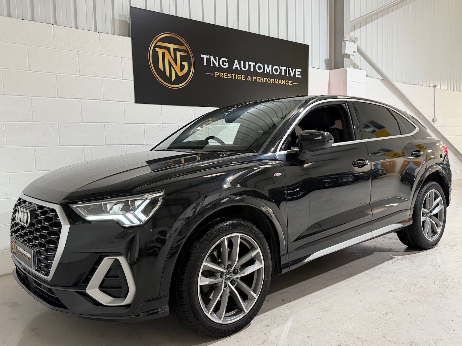 Used Audi Q3 2020 for sale - 78129075: Photo 6