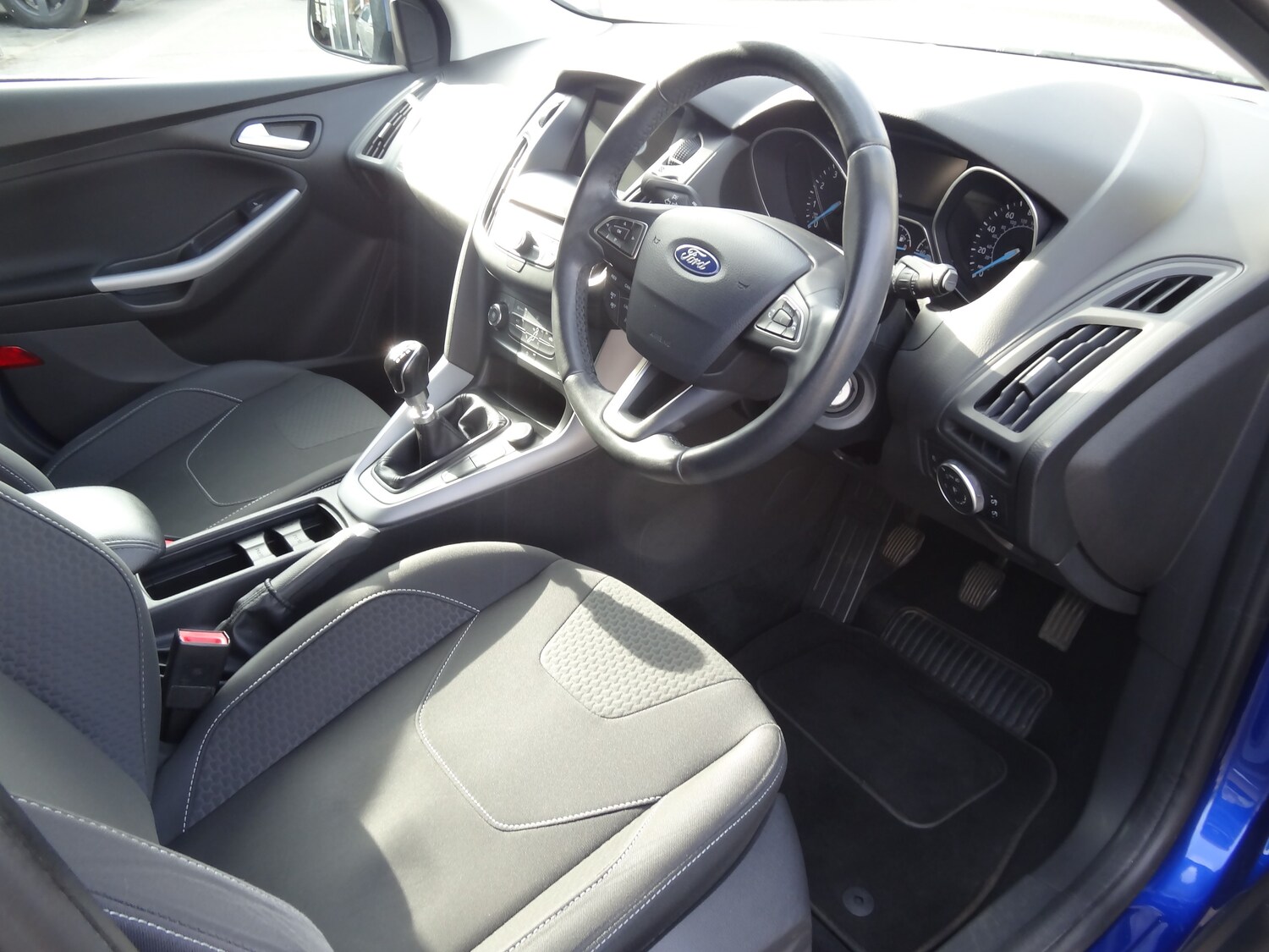 Used Ford Focus 2018 for sale - 77971909: Photo 11