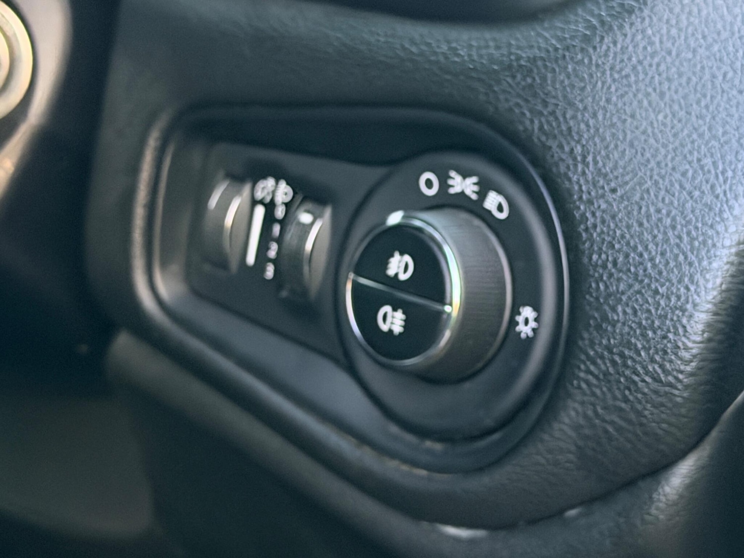 Used Jeep Renegade 2016 for sale - 78159183: Photo 20