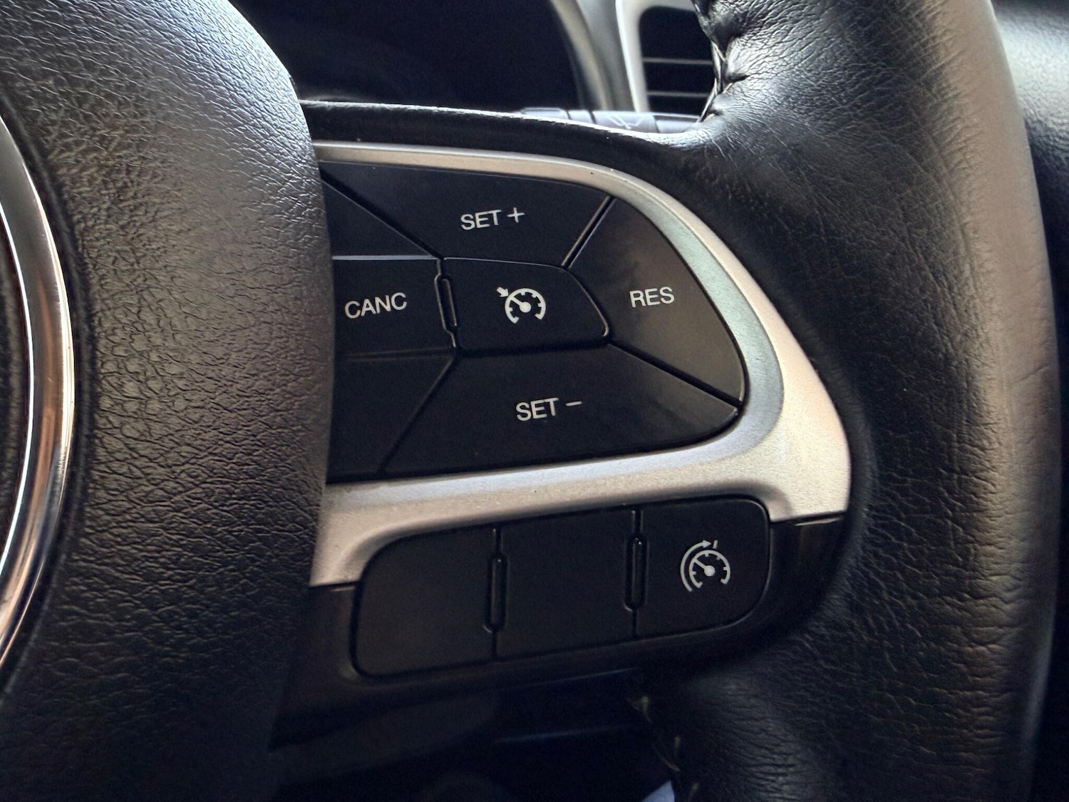 Used Jeep Renegade 2016 for sale - 78159183: Photo 21