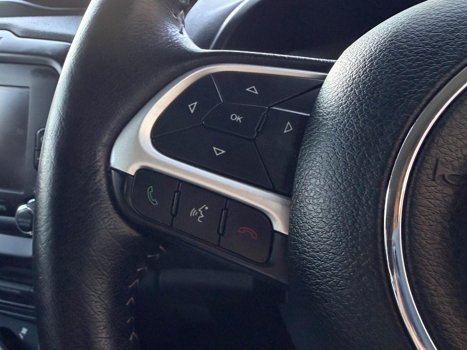 Used Jeep Renegade 2016 for sale - 78159183: Photo 22