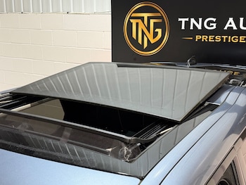 Used Land Rover Discovery 2018 for sale - 77786370: Photo