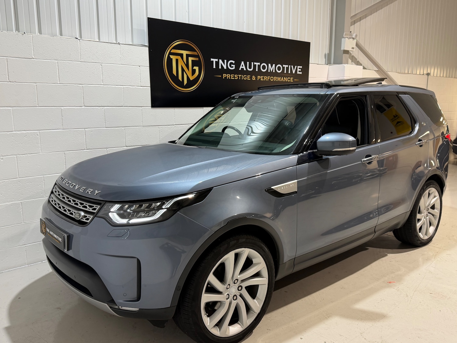 Used Land Rover Discovery 2018 for sale - 77786370: Photo 8