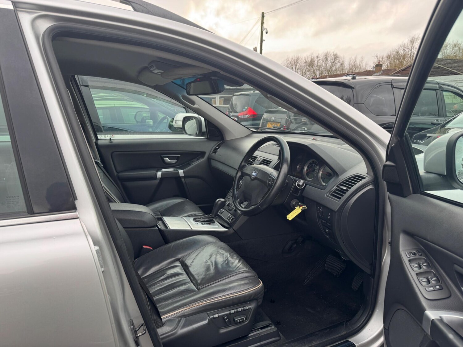 Used Volvo XC90 2011 for sale - 77762581: Photo 17