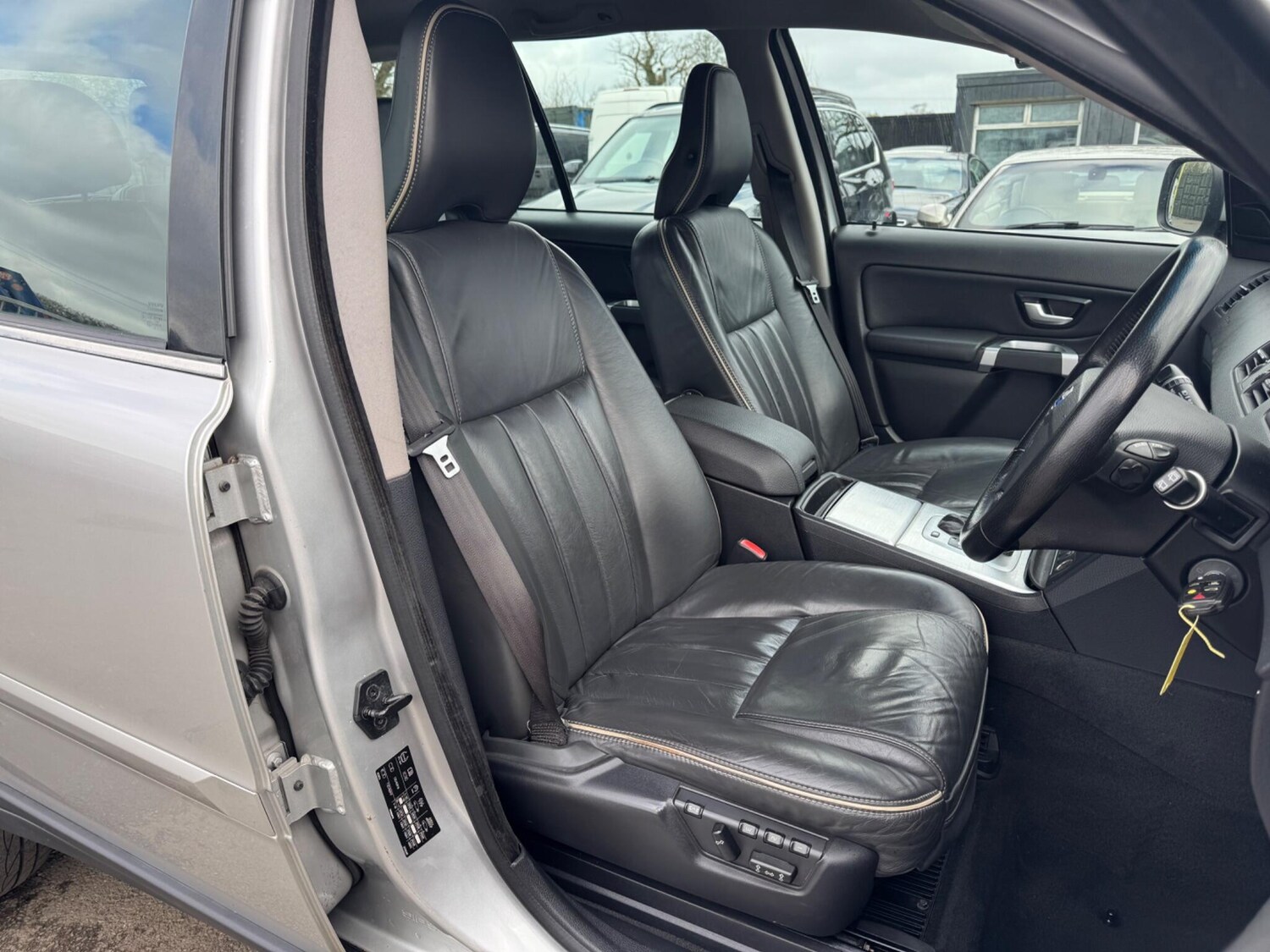 Used Volvo XC90 2011 for sale - 77762581: Photo 22