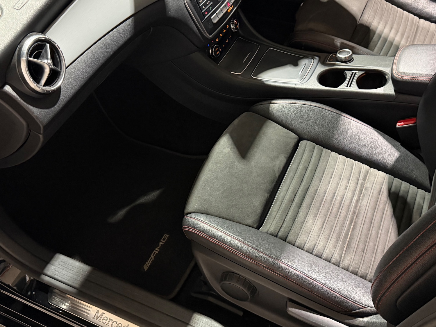 Used Mercedes-Benz CLA 2016 for sale - 77799870: Photo 12